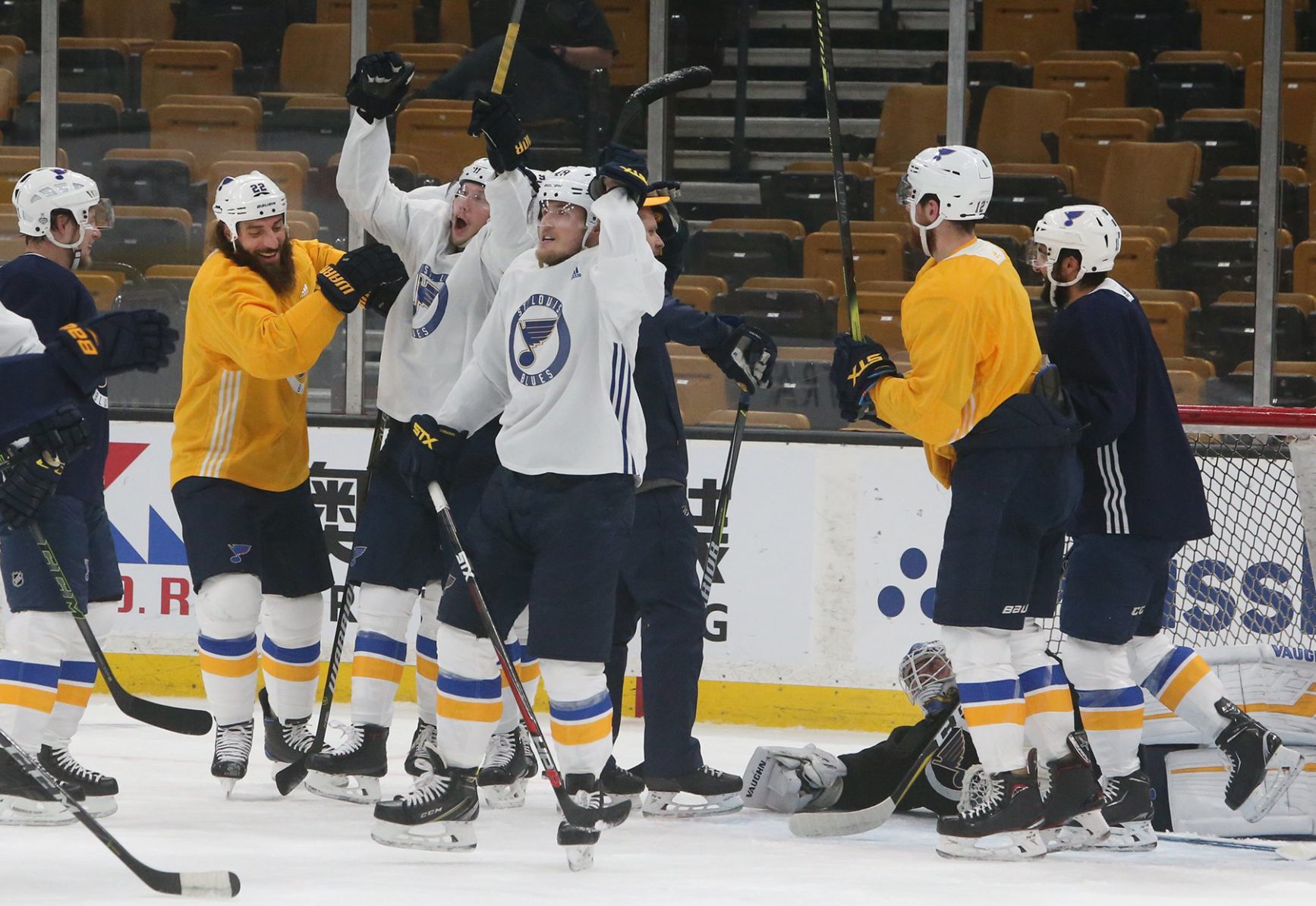 Blues and Bruins practice before the Stanley Cup
